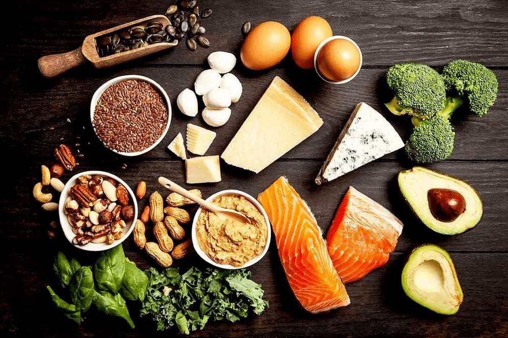 benefícios da dieta cetônica para iniciantes